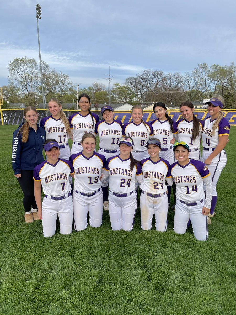 Rolling Meadows Softball tweet media