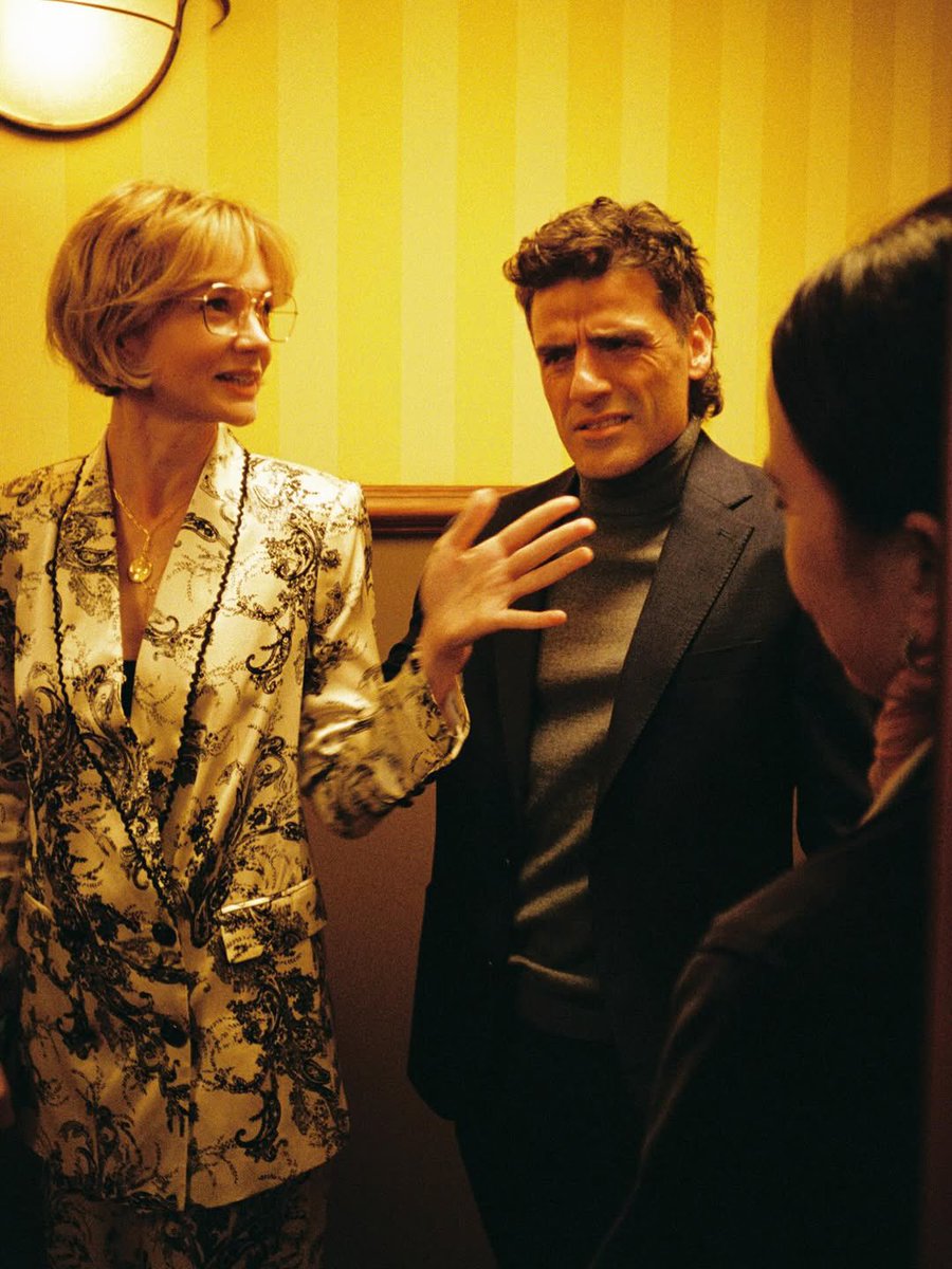 Carey Mulligan &amp; Oscar Isaac bfs of Beef Season 2.