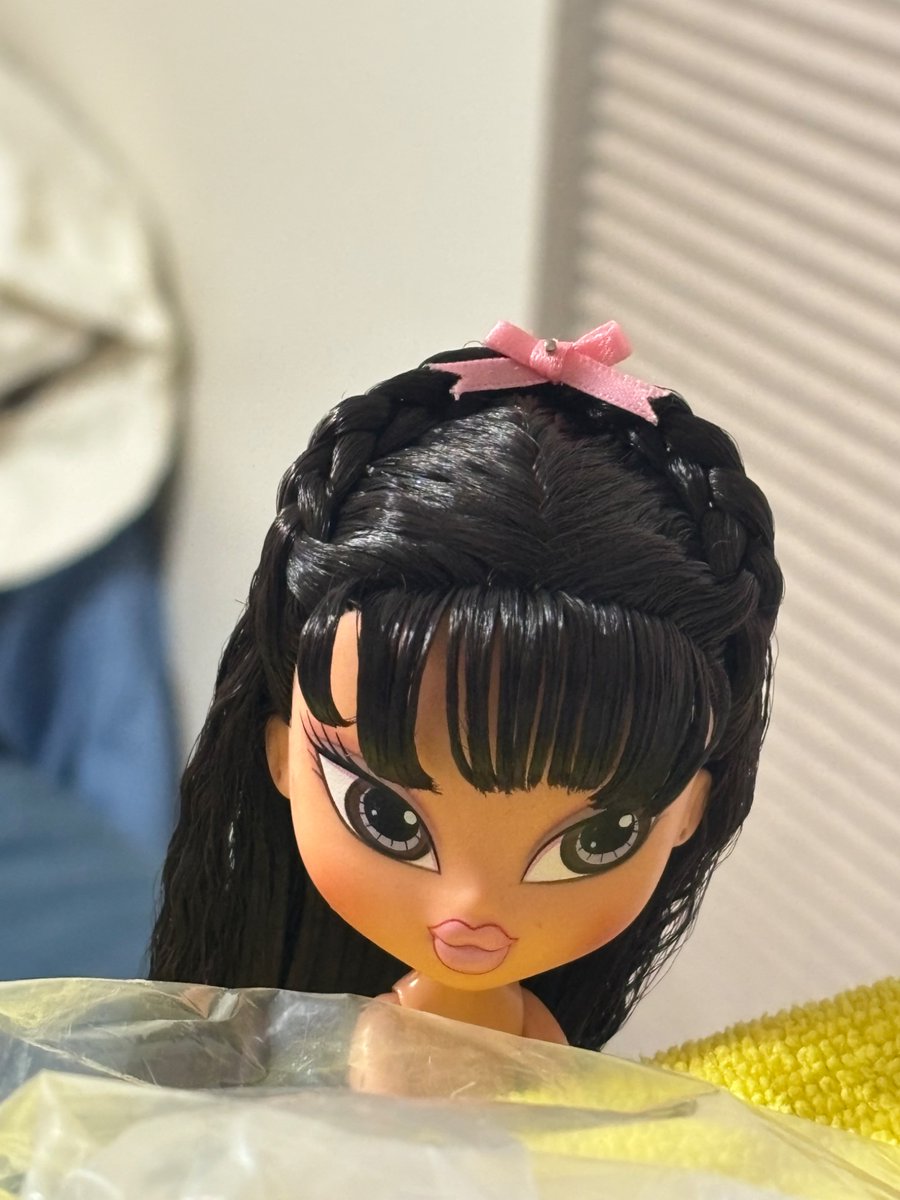 Sweetdreamz_17 tweet media