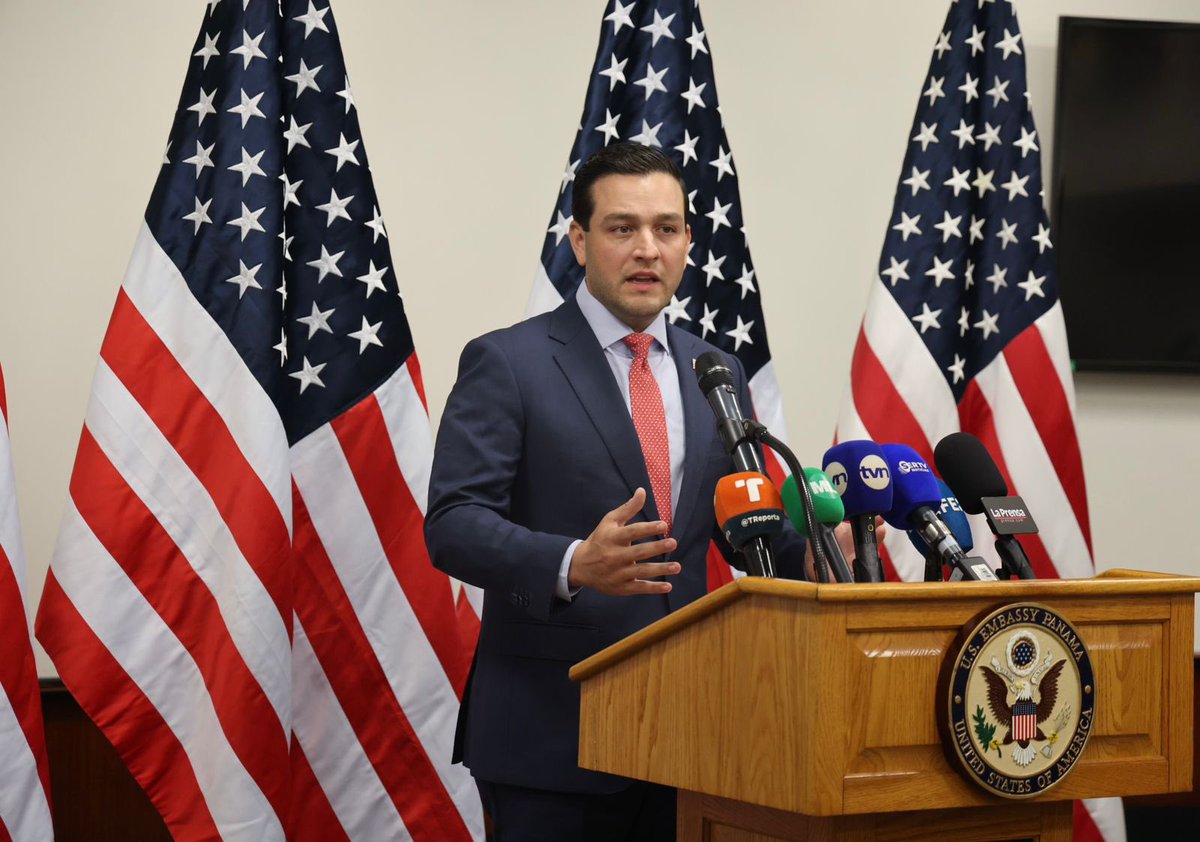 Embajador Kevin Marino Cabrera tweet media