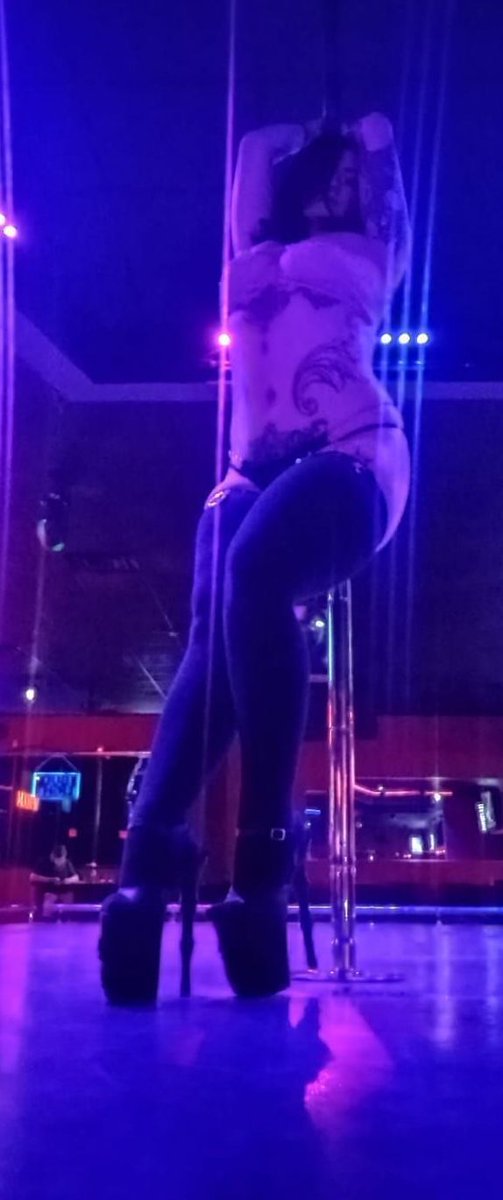 Deja Vu Showgirls - Chicago Strip Club tweet media