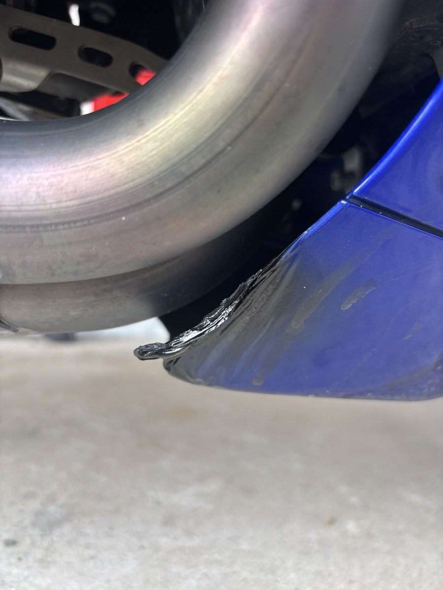 ぴらふ tweet media