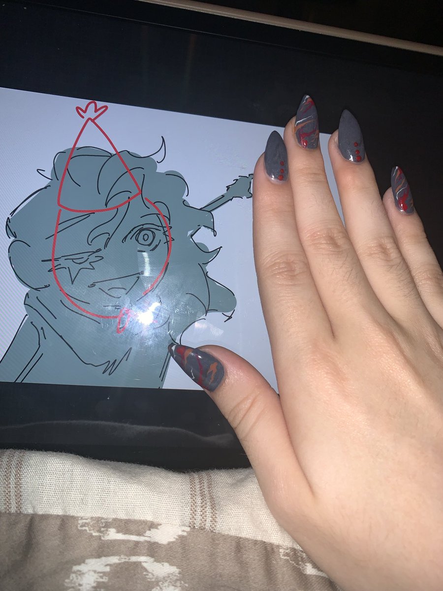 BrutusVivi5632's tweet image. It’s my birthday so I decided to go to the nail salon to get my nails done. I gave them full creative liberty, but said they had to base it off one of my characters. 
I’m very boring with my nails usually so I think it’s a nice upgrade. #birthday #nails #ocs