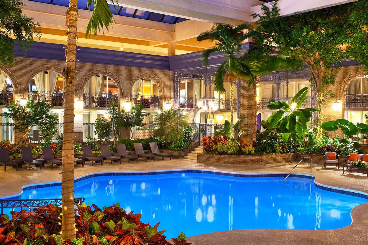 FurryWeekend's tweet photo. POOL PARTY?! POOL PARTY!!

The Courtland Grand will be hosting our first official pool party! Only open to FWA attendees: enjoy food, drinks, mocktails, and a DJ to make the vibes just right! 

🏨Courtland Grand
📅5/8
🕓4p-6p

Take a break and SPLASH with us! 💦💦 https://t.co/uTHENol3Ez