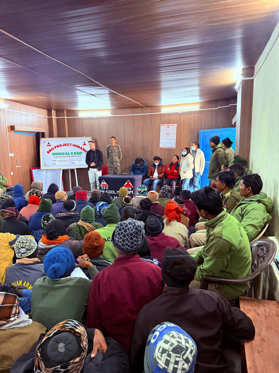 BROindia's tweet image. #BROIndia #HealthAwareness #HighAltitudeIllness #ServiceBeforeSelf

Healing at 12,500 ft. 🏔️
Project Himank @BRO extends care beyond connectivity, delivering critical healthcare through a Health Lecture &amp;amp; Medical Camp at Sakti Village.
In the harsh high-altitude terrain, 250 CPLs