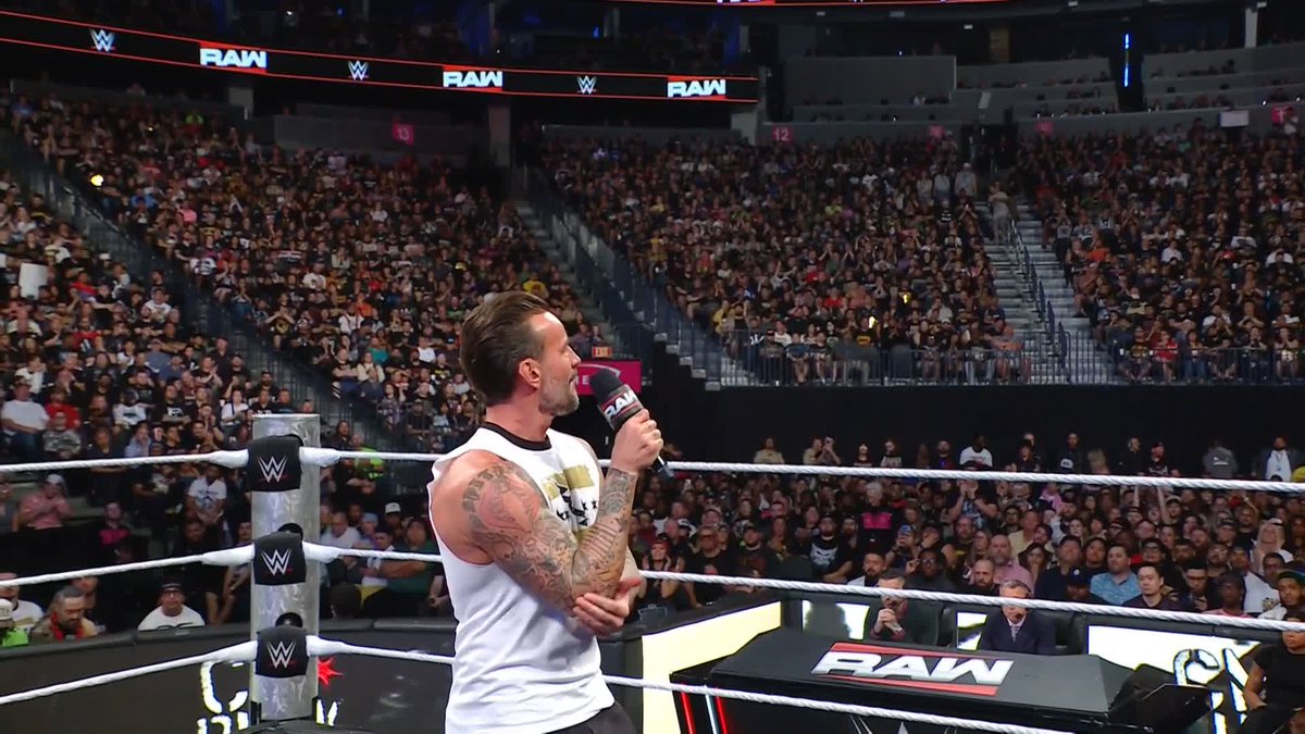 .@CMPunk was proud to carry the World Heavyweight Championship! 🙌

#RawAfterMania https://t.co/G...