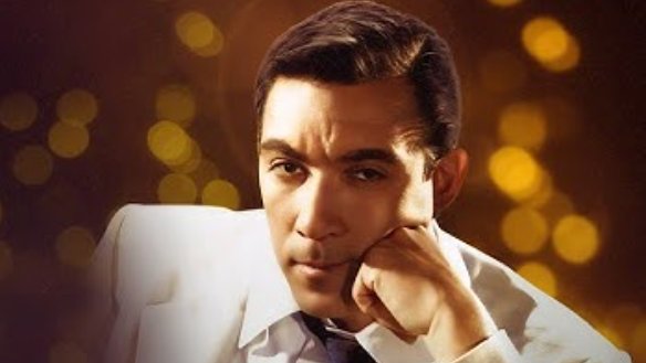 DrBuzz_Forensic's tweet image. Actor Anthony Quinn was #BornOnThisDay April 21, 1915. Remembered for his film portrayals of earthy, passionate males marked by a basic brutal virility. Films, La Strada (1954) The Guns of Navarone (1961) Lawrence of Arabia (1962) &amp;amp; Zorba the Greek (1964). Passed 2001 age 86 #RIP