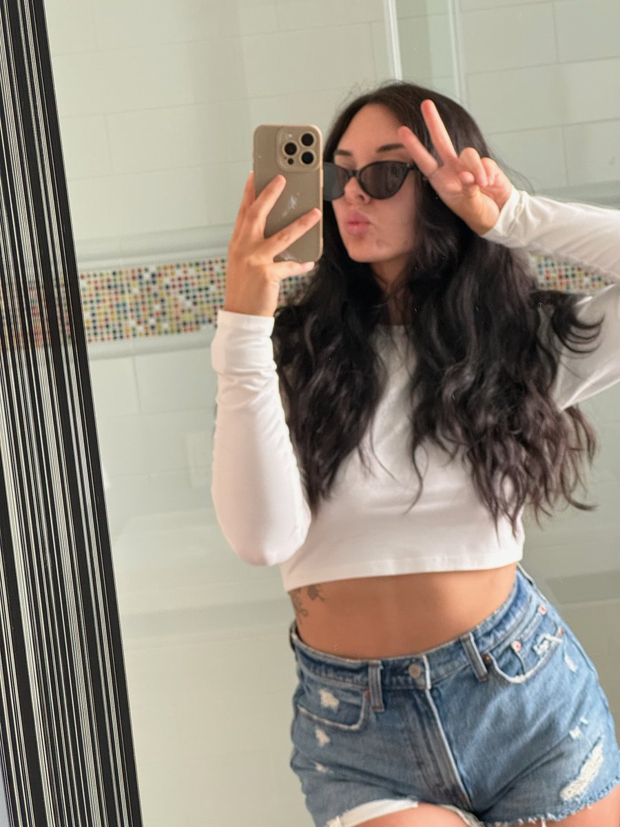 Morgan Vera ♡ tweet media