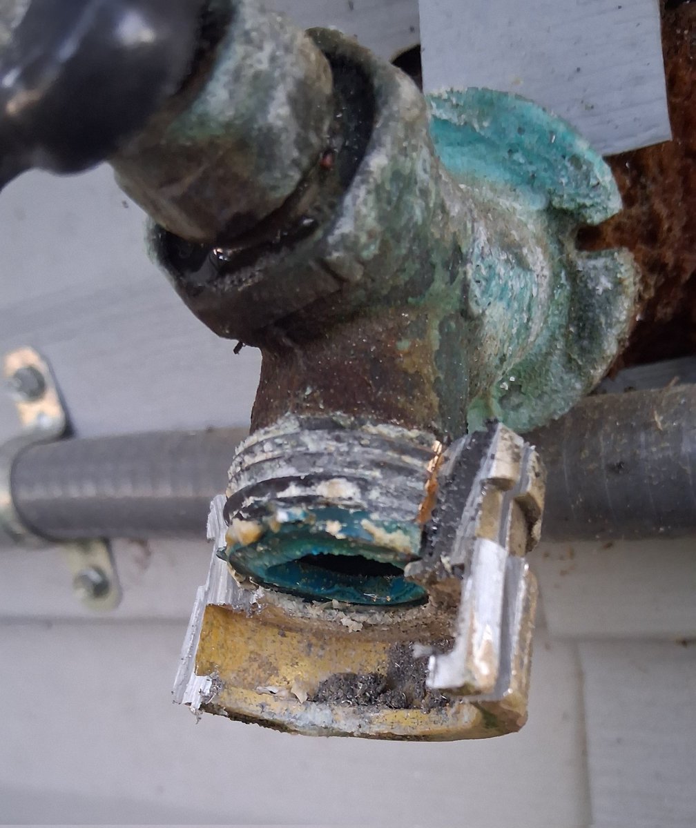 WaltThomas1961's tweet image. The Democratic party is just like this "big heavy duty" piece of shit. It must be cut completely out and cast into ♻️.  With #WD40 and a stainless steel brush.... That needs to be used on you #DeepState Fux. 🖕 
You can't make sense!