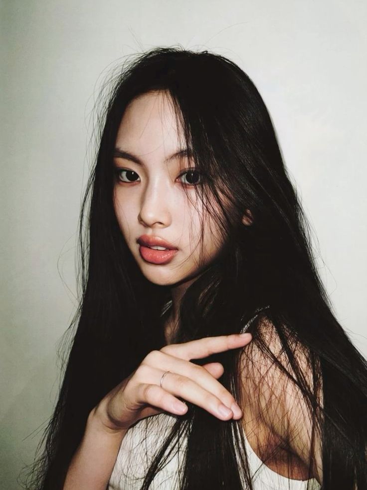 Yoonchae à la vie à la mort mais sque Hyein est entrain dme faire Waw
