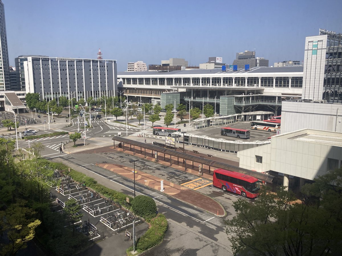 おてさみA tweet media