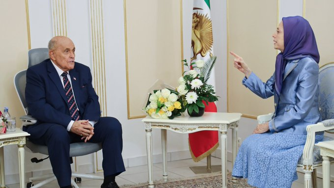 Azadeh379864560's tweet image. Freedom is a right, not a crime. Stop executions in Iran.
#NoToExecution #FreeIran #HumanRights #JusticeForAll #StopExecutions