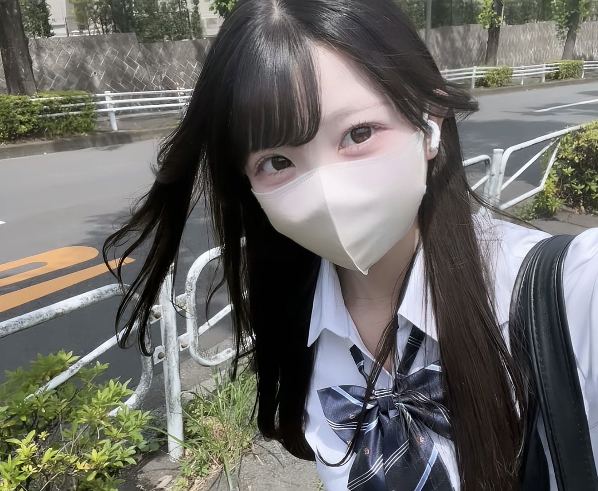 ho8sa's tweet photo. 外でオナニーするのも好き、
 #裏垢JK https://t.co/is9zwsCXD4