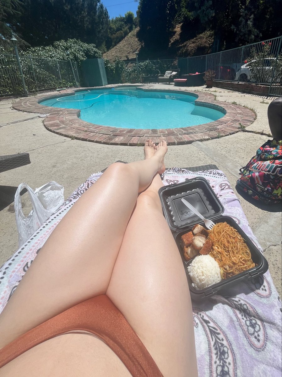 Trying to cook these hotdogs legs