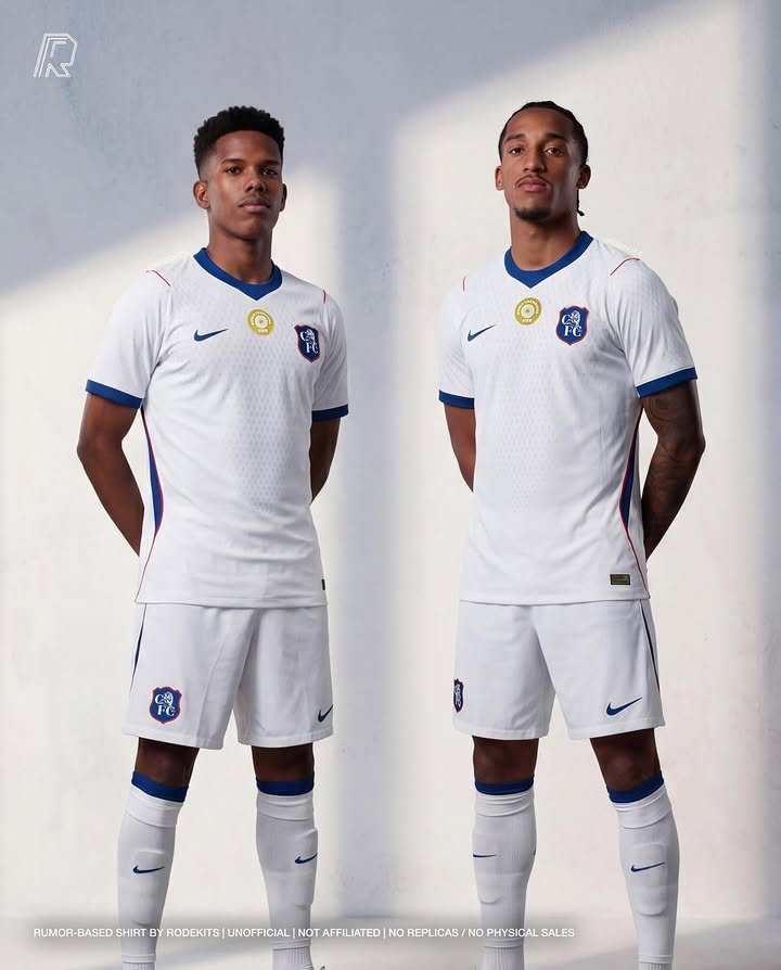 ZEENYBLUE tweet media