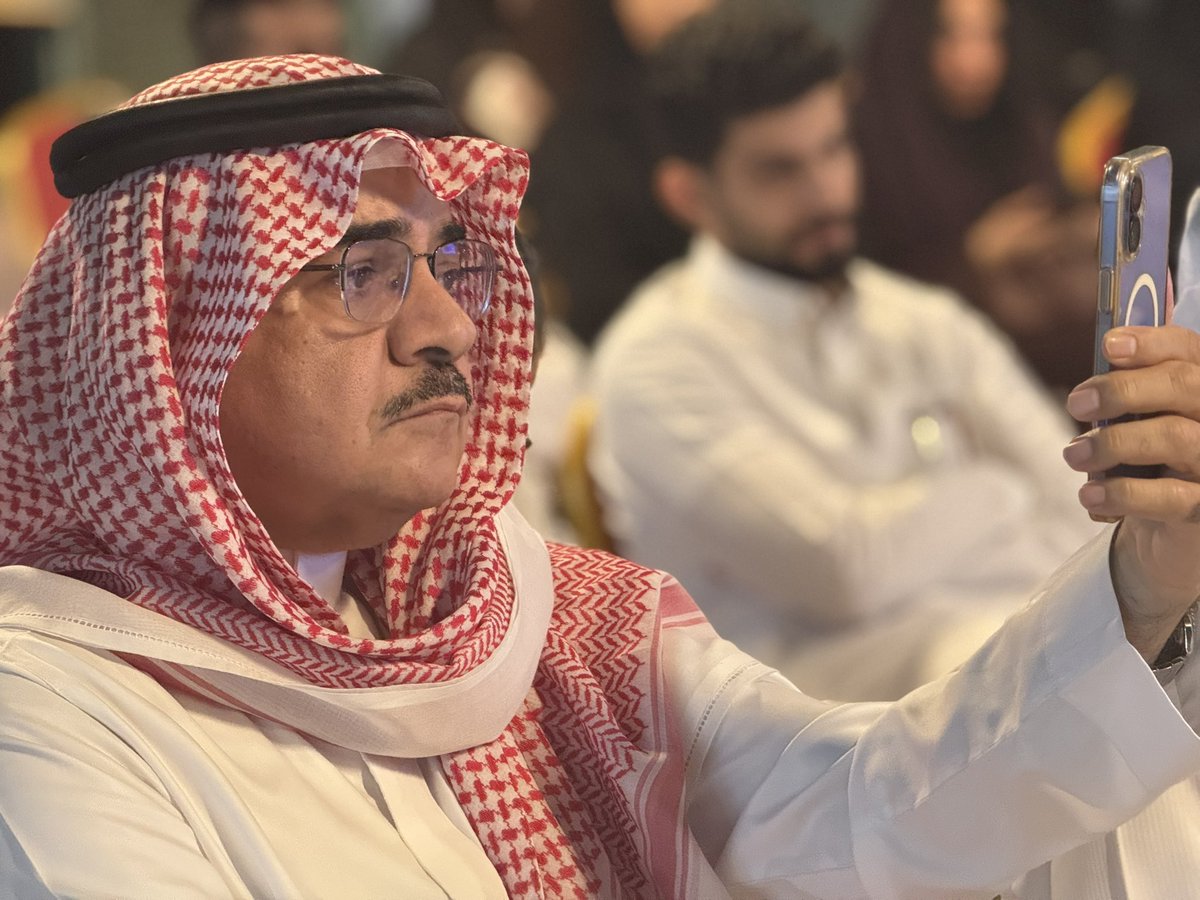 مقهى السبعينات | ®️1974 tweet media