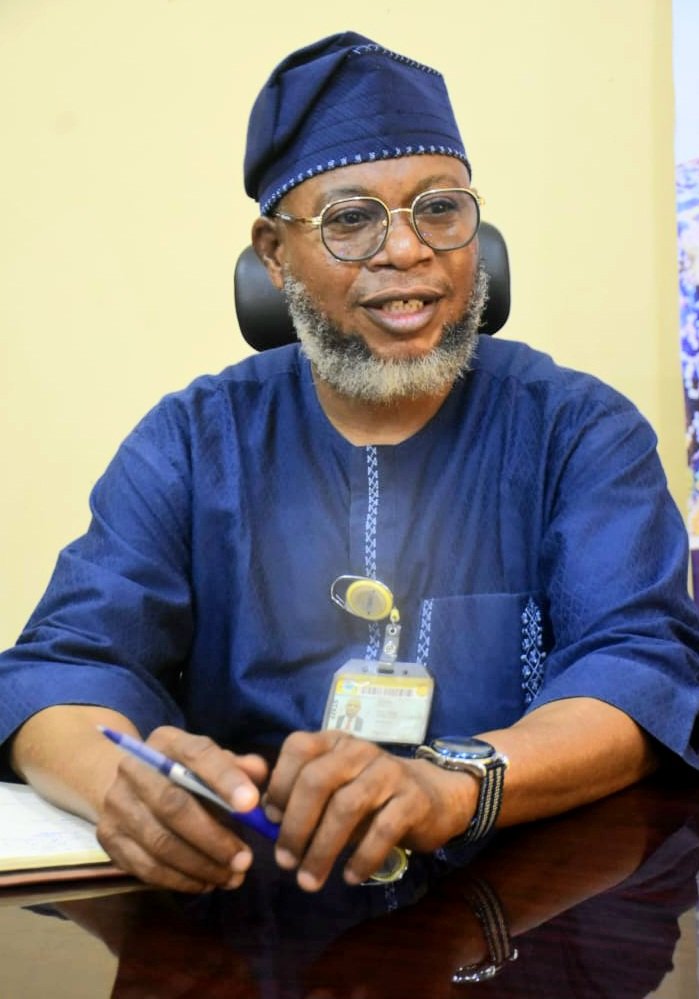 Happy joyous birthday to our reputable Deputy Vice-Chancellor (Administration), Professor Morufudeen Adeniyi Shittu. Cheers to your new age sir!