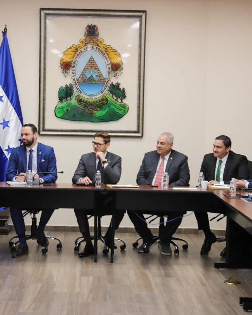 Congreso Nacional de Honduras tweet media