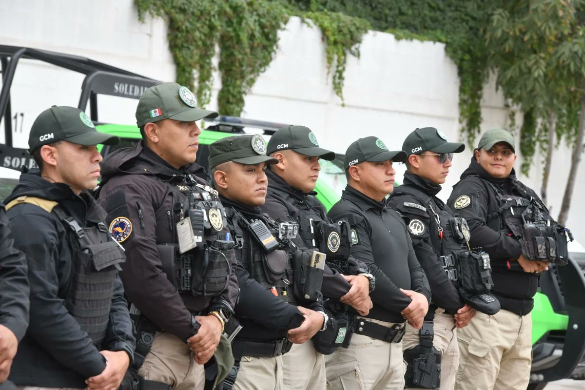 vuelomagazine1's tweet image. #NoticiasSLP | RESULTADOS FIRMES A FAVOR DE LA PAZ SOCIAL EN SOLEDAD: 80 PUESTAS A DISPOSICIÓN DEL 17 AL 19 DE ABRIL
#SLP Los resultados forman parte del informe del 17 al 19 de abril presentados en la Mesa Estatal de Seguridad
@jmnavarromx @MunicipioSGS 
vuelomagazine.com.mx/resultados-fir…