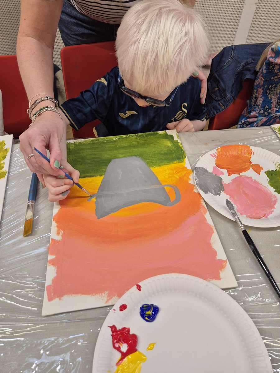 EBEC2019's tweet photo. Wow what a wonderful children’s paint along fundraiser we had on Saturday..as you can see the children had a fantastic time and look how incredible their artwork is 🎨🫟🖌️🧑‍🎨👩‍🎨

A big thank you to Fran for teaching the children! We’re looking forward to our adult fundraiser in May https://t.co/c1wfCR6BhQ