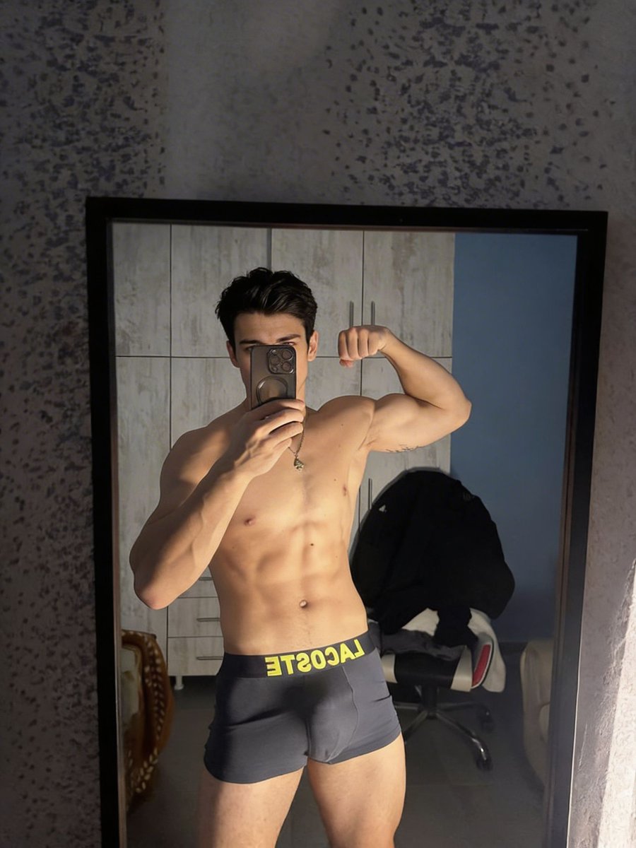 Sasha 😎 tweet media