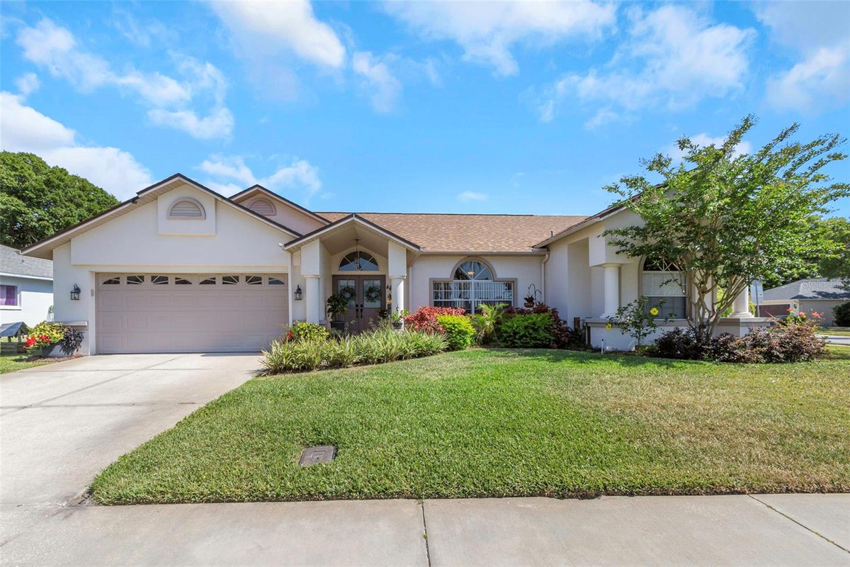 MoveWithWendi's tweet photo. 📅 OPEN HOUSE | ⏰ Sat, Apr 25, 2026 01:00 PM - 03:00 PM

🏠 8836 HARGROVE DRIVE, HUDSON, FL 34667

https://t.co/kFY7yx81WK https://t.co/Ug7iwHfJvL