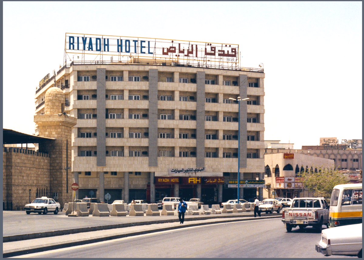 باركليز tweet media