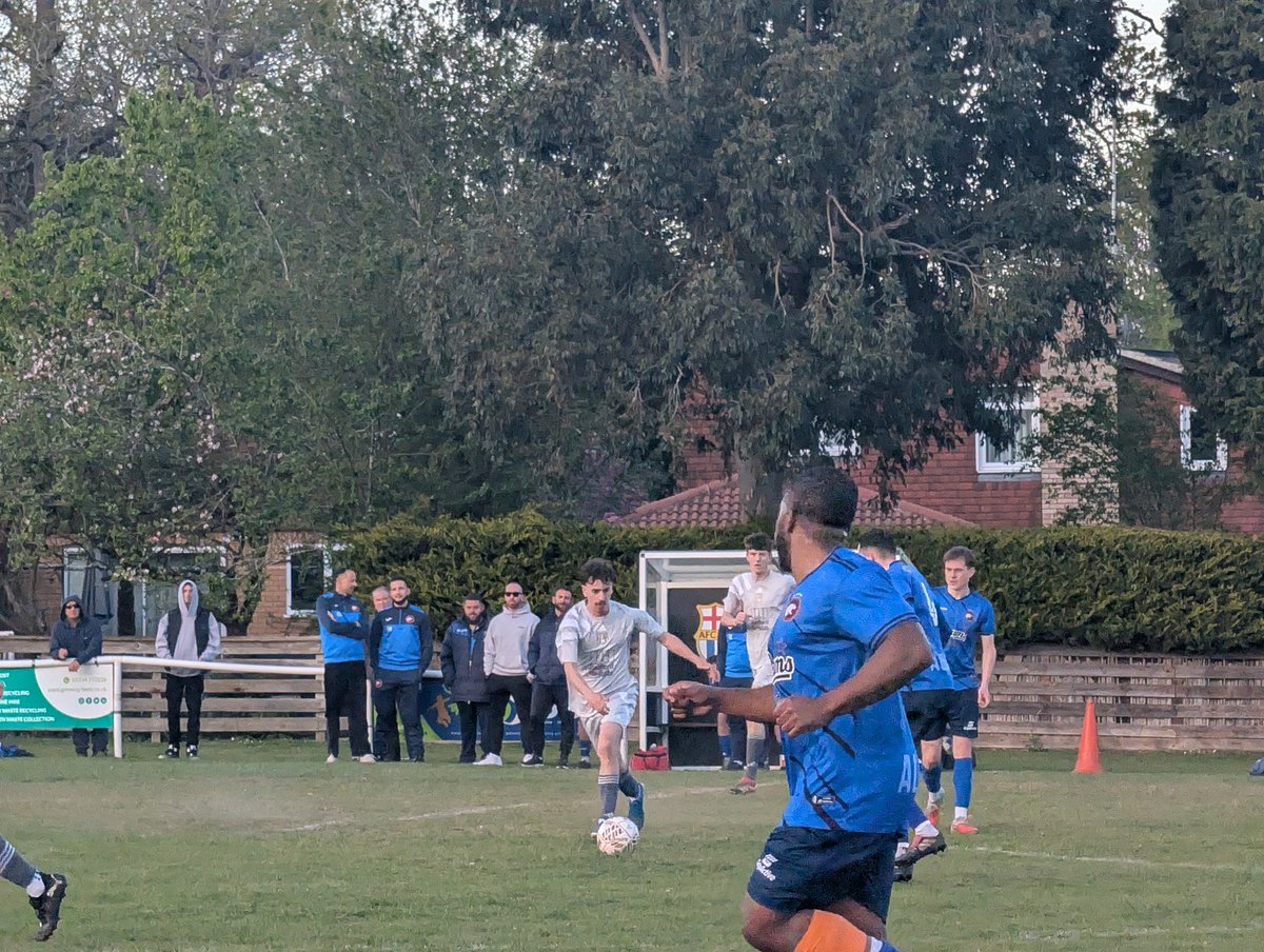 Groundbopping's tweet image. 📆 - 20/04/2026
🏟 - Oakley Sports &amp;amp; Social Club
📍 - Oakley, Bedfordshire
🏆 - Bedfordshire County League Division One
⚽️ - AFC Oakley Development 1-3 Bedford Albion
🎟 - free
👥 - c30

#groundhopping #groundhopper