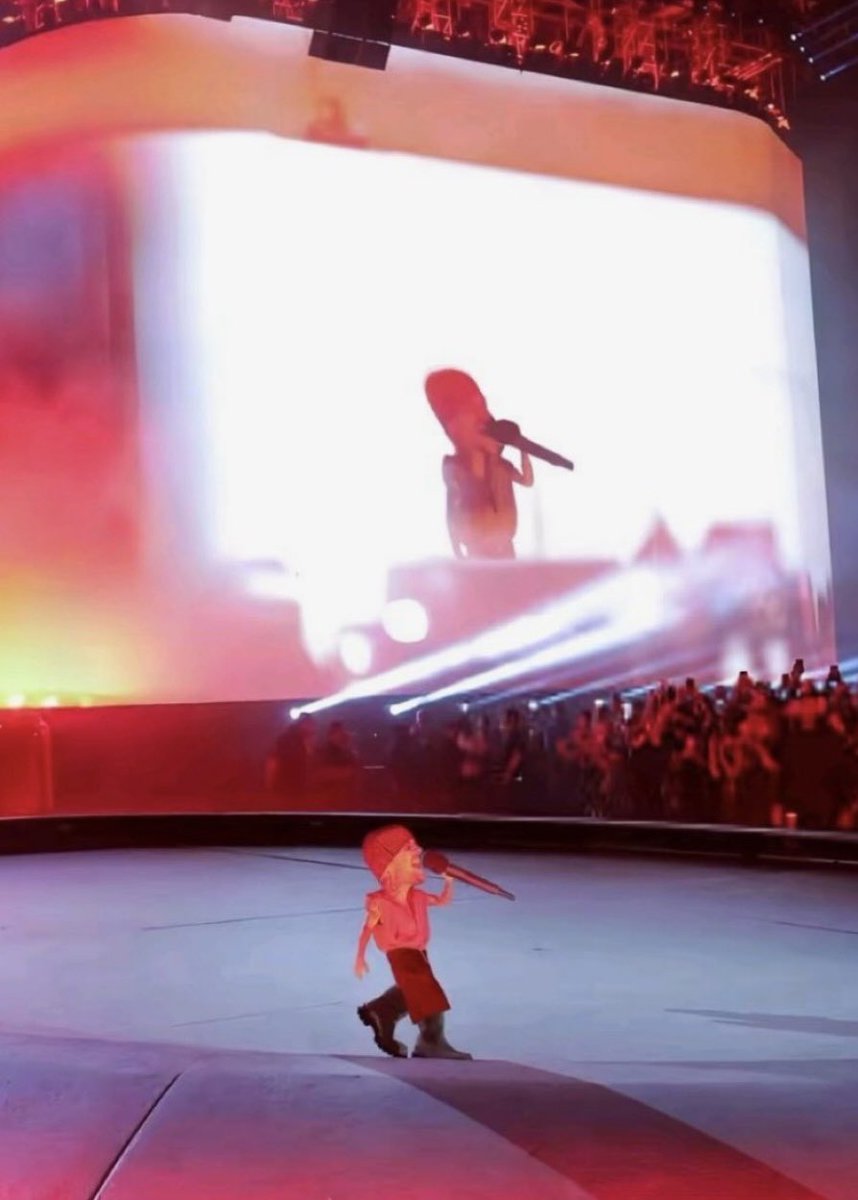 Justin Bieber tweet media