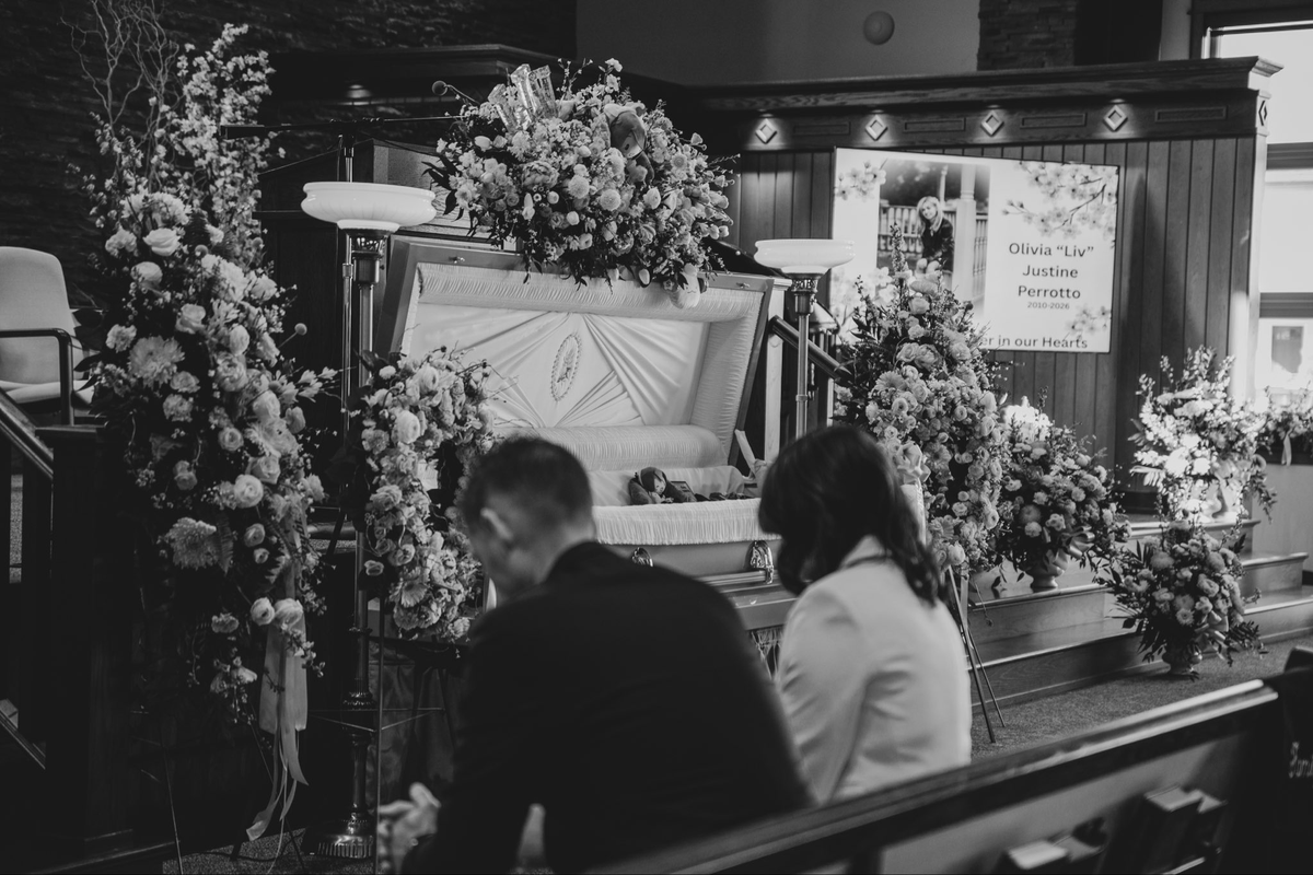 rebecaperoto's tweet photo. Three months have passed since you were in my arms, and it hasn’t gotten any easier. 💔 https://t.co/ckoO3pb7P2