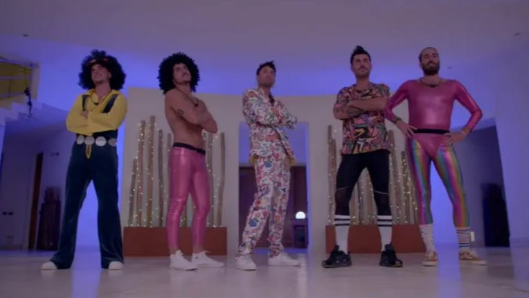 Ninguna fiesta podrá superar esta. 

#LaIslaDeLasTentaciones4