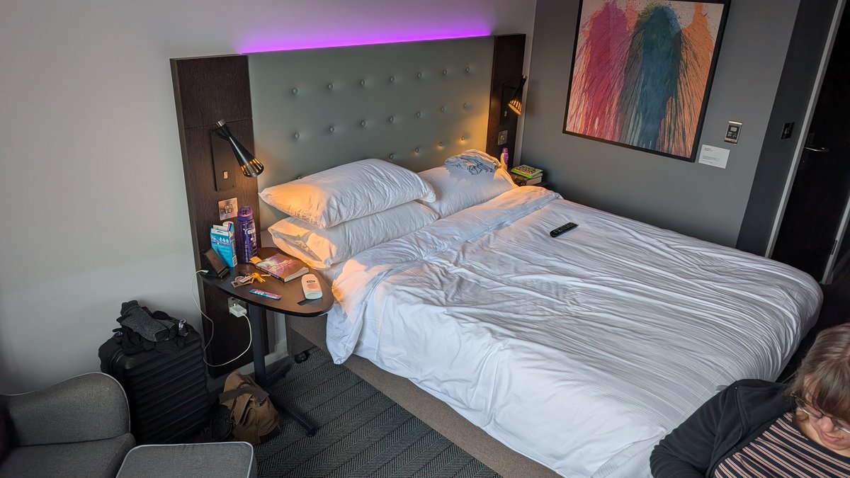 Gingernuts73's tweet image. Tonight's rain damage preventer. Pretty good. @premierinn #nottingham