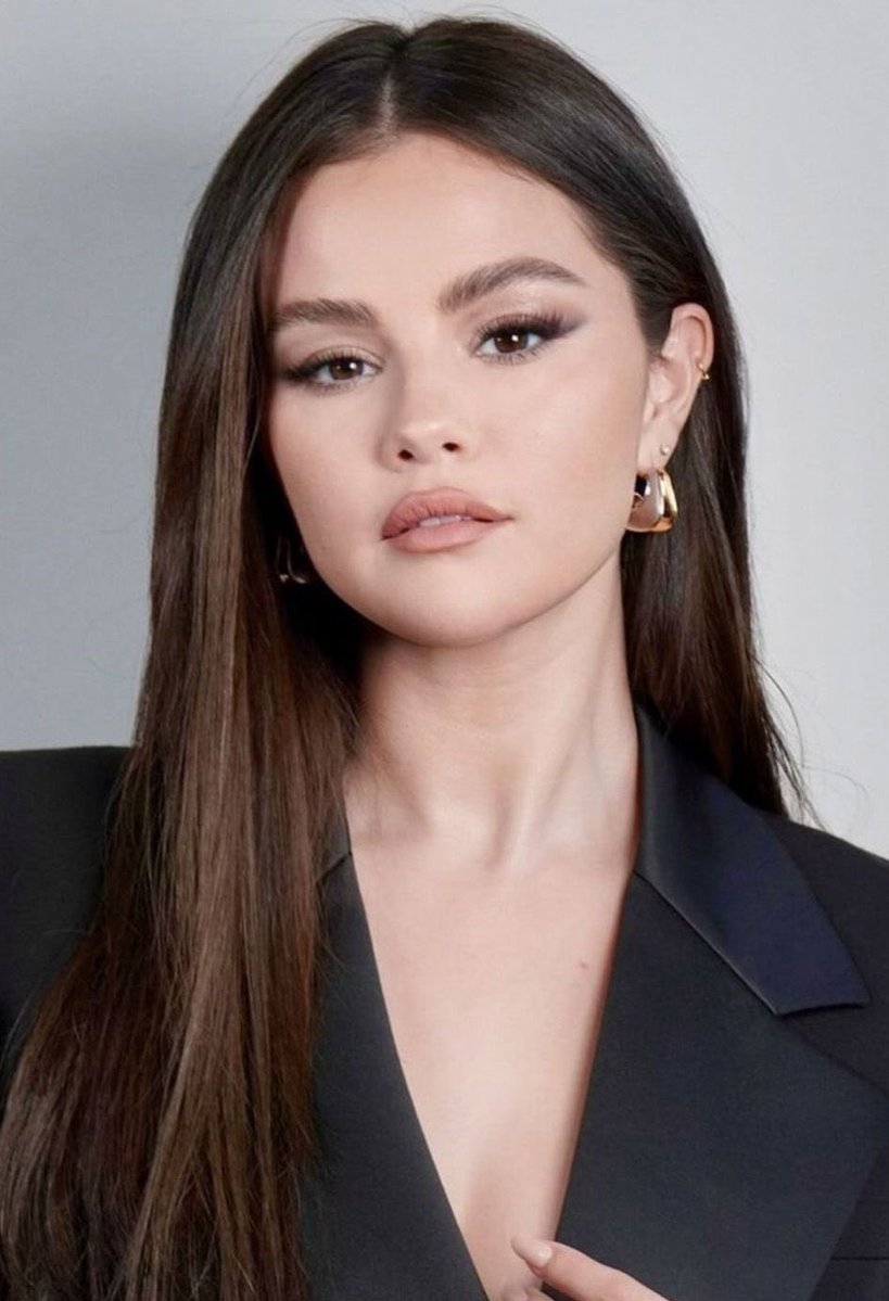 seliana_182(seeingselenain2030)🎀❤️ tweet media