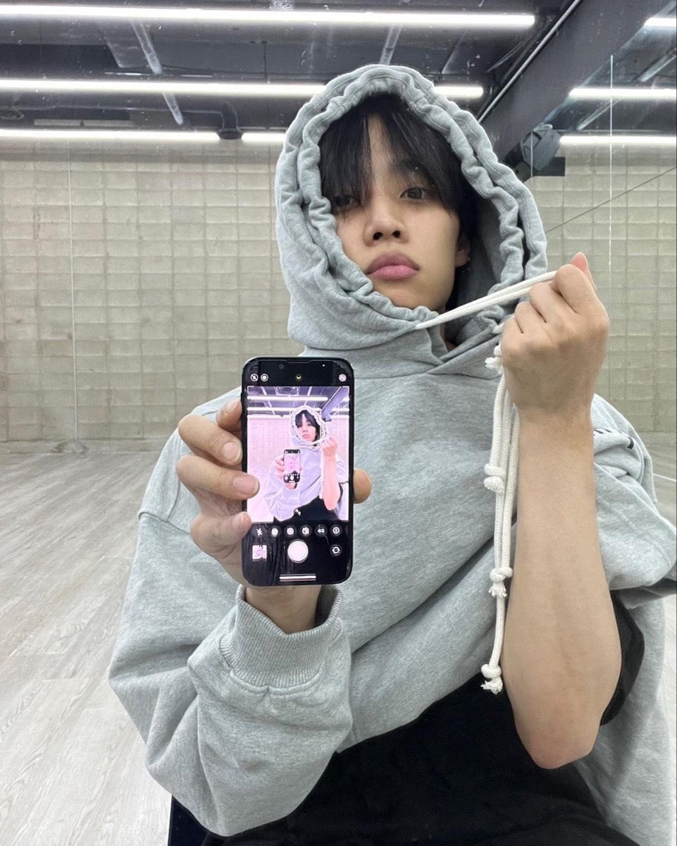 sunwoo bot tweet media
