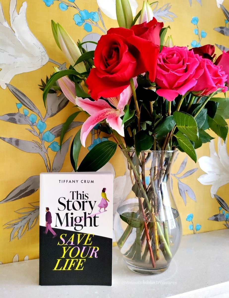 Bibliotreasures's tweet image. Tonight I'm sharing my review for what is my favourite book so far this year

emmasbibliotreasures.com/2026/04/20/boo…

@HodderBooks 
#ThisStoryMightSaveYourLife #bookreview #booktwitter