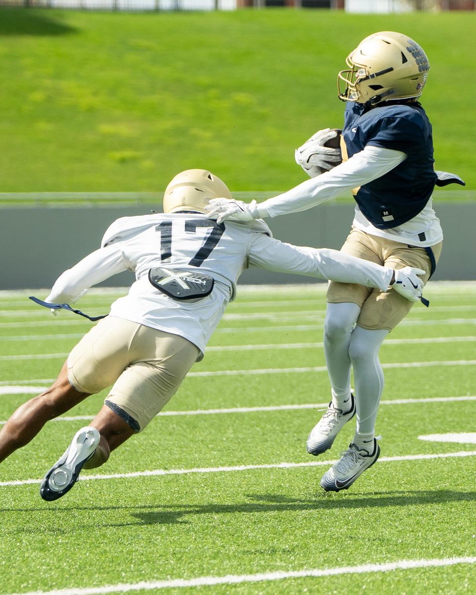 Akron Football tweet media