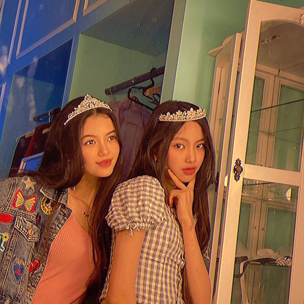 jas🌻⁵ tweet media