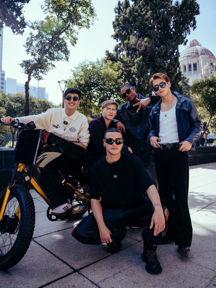 sofie | nueva, ¡busco mutis! tweet media