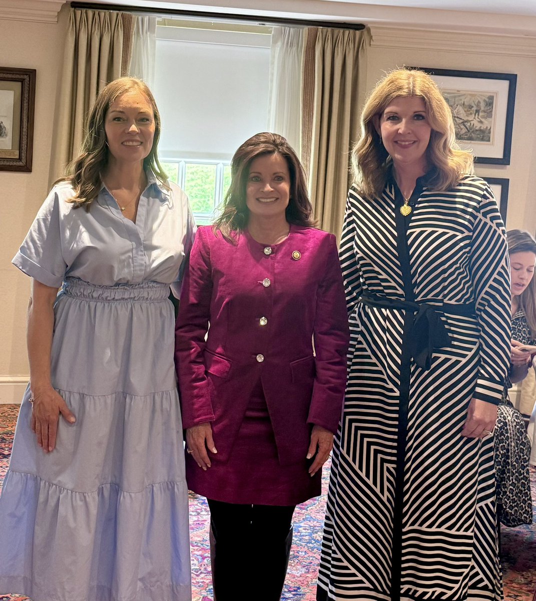 Independent Women tweet media