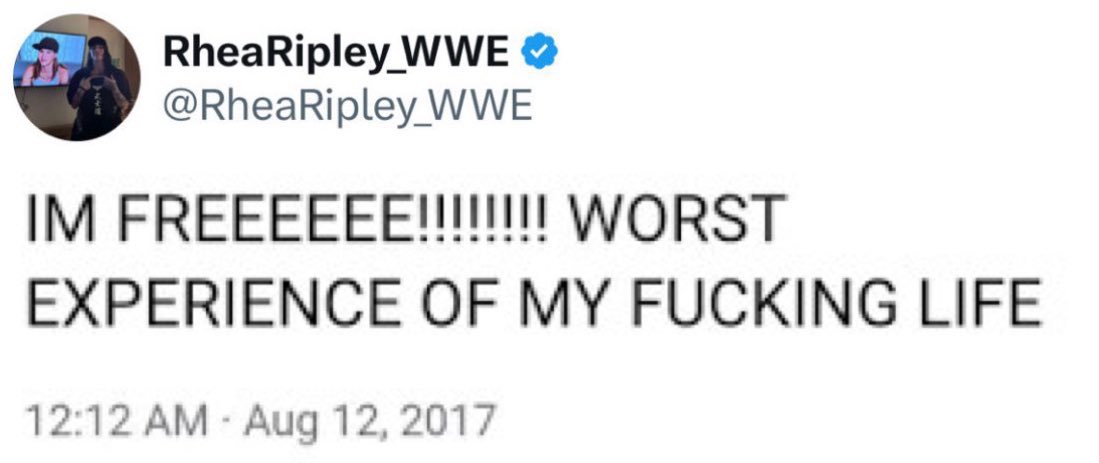 Chloee✨ tweet media