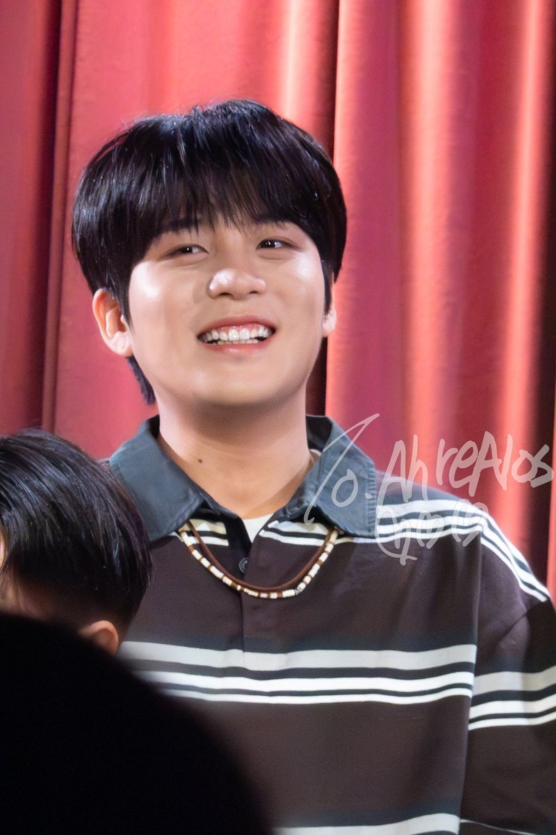 ATEEZ Smiles tweet media