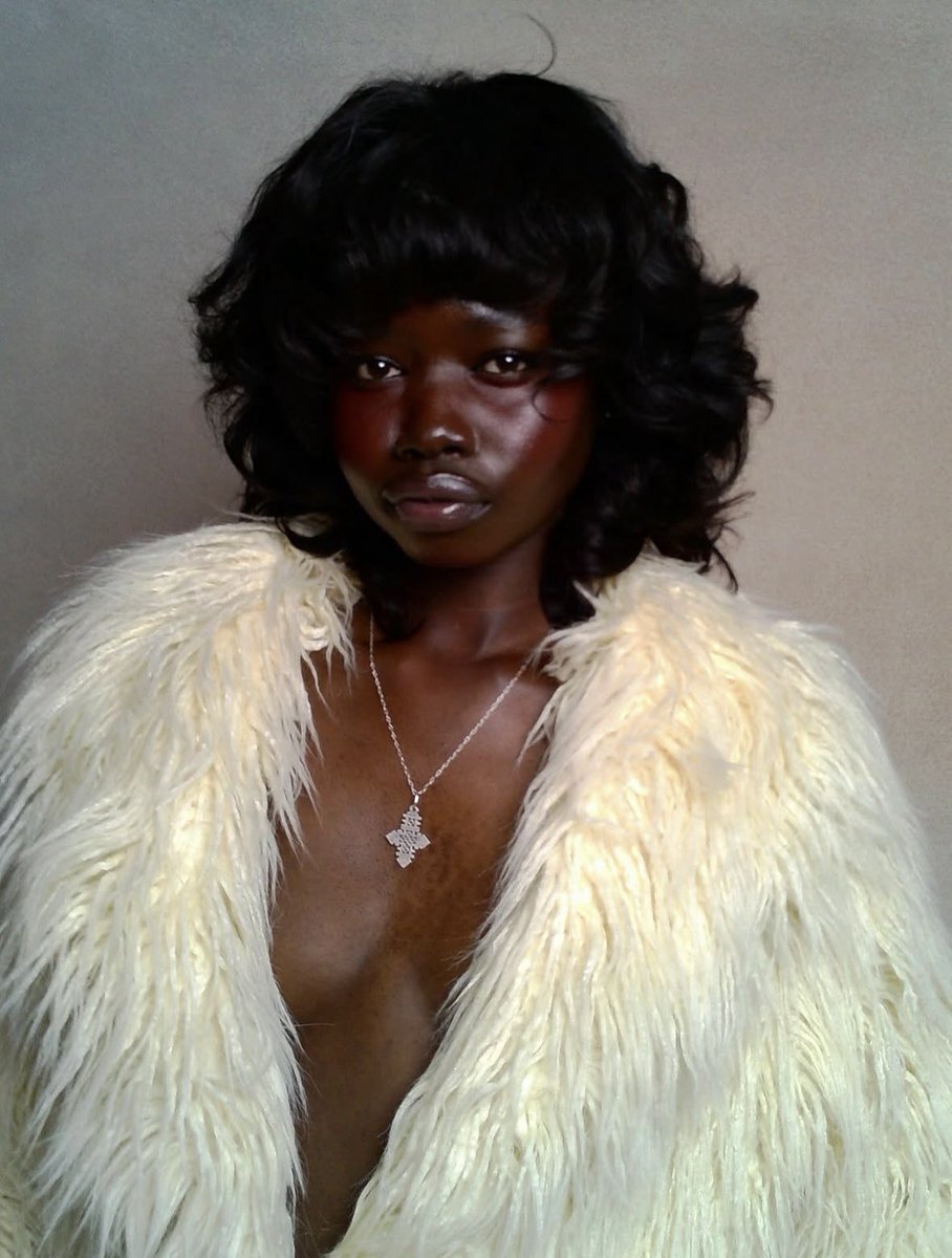 Sarah Guny by <a href="/emnetiye/">blue again</a> 𓆩 𓆪