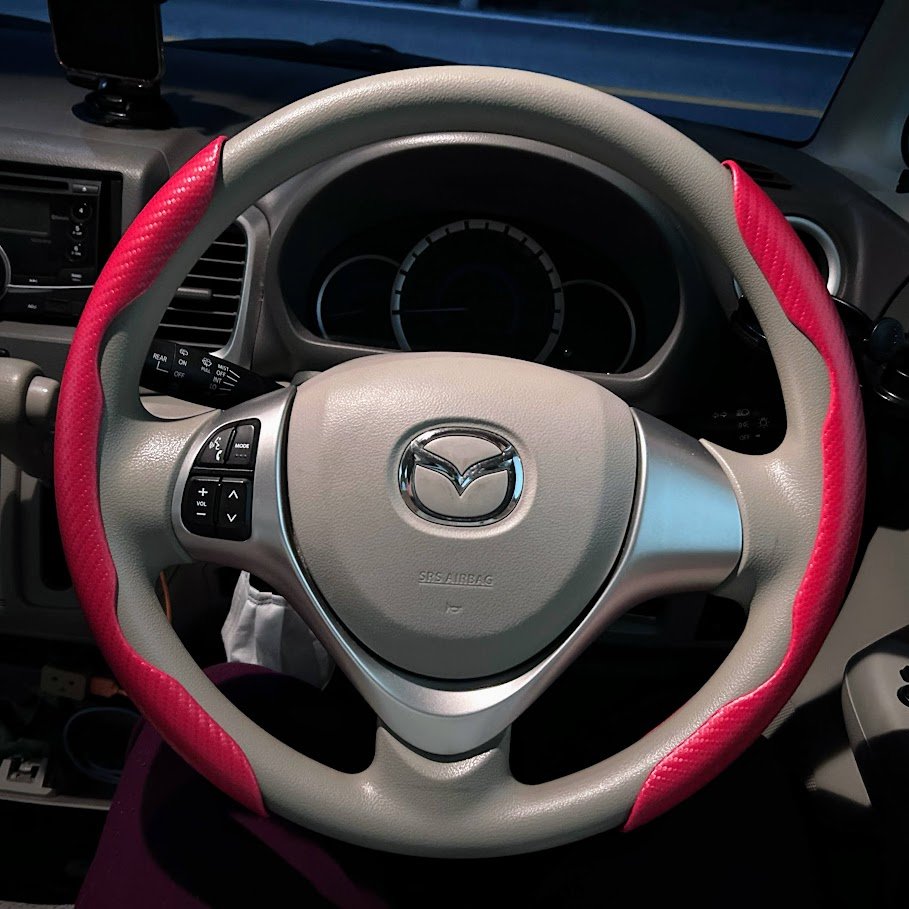 オルー tweet media