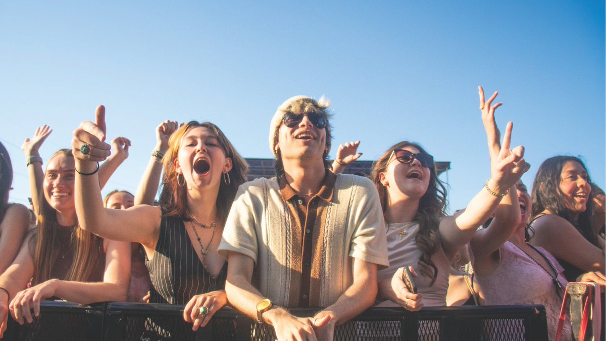 arkansasalumni's tweet image. Student Affairs supports Razorbacks through connection, well-being and student success.

It’s all part of the experience that shapes life on campus and beyond.

#ArkansasAlumni #UARK #StudentSuccess