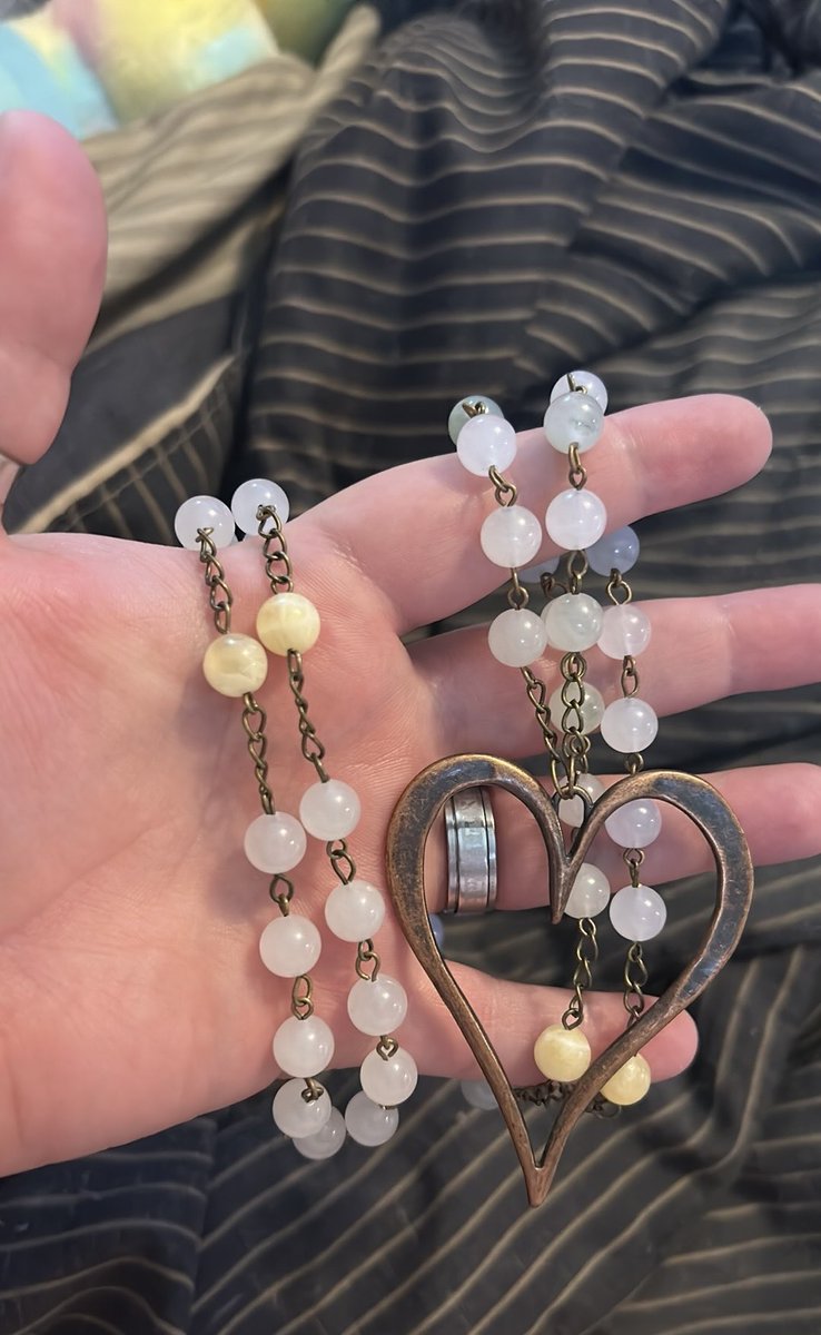 dklogaround's tweet photo. anyone interested in this piece i made? find me on insta and fb as @ sacred stems studio to see more! 👀 https://t.co/7WNx6x5pcB