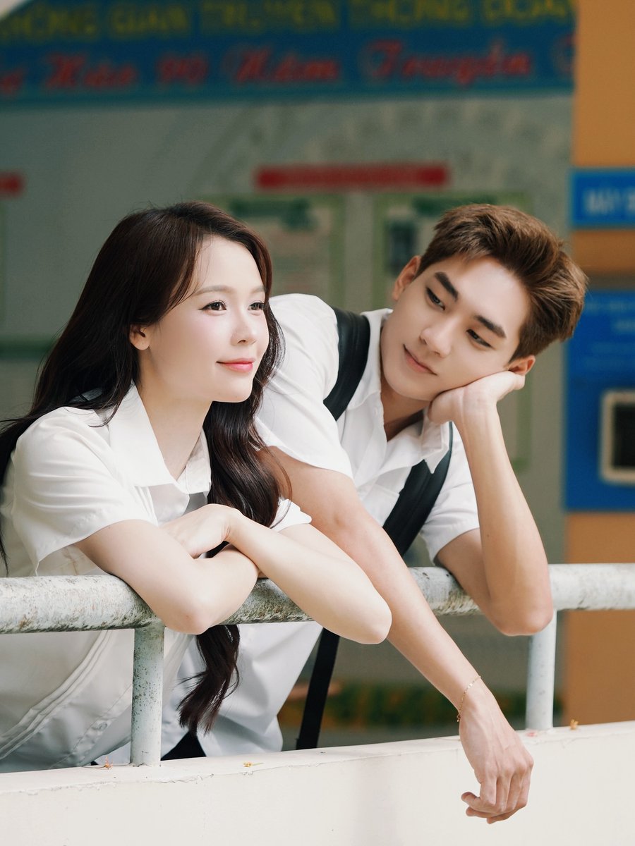 Emma Louise tweet media