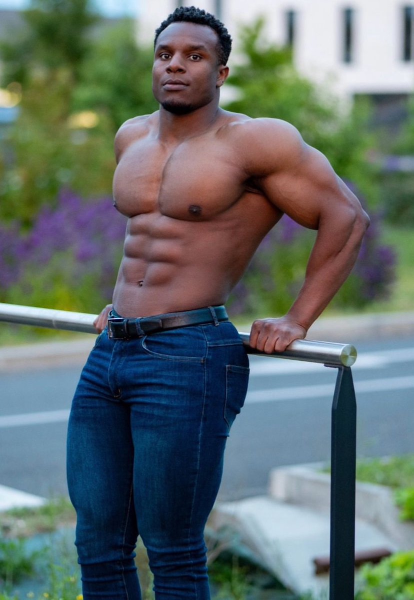 IAM__KJ's tweet image. My #MCM