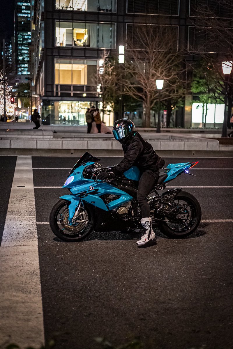 スーさん tweet media