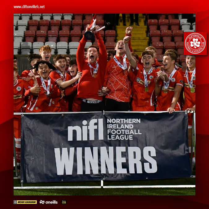 cliftonvillefc's tweet photo. 🏆 Cliftonville Strollers were formally crowned Champions at Solitude this evening.

➡️ https://t.co/L0kOSgwVEP https://t.co/4lJQXXwYsf