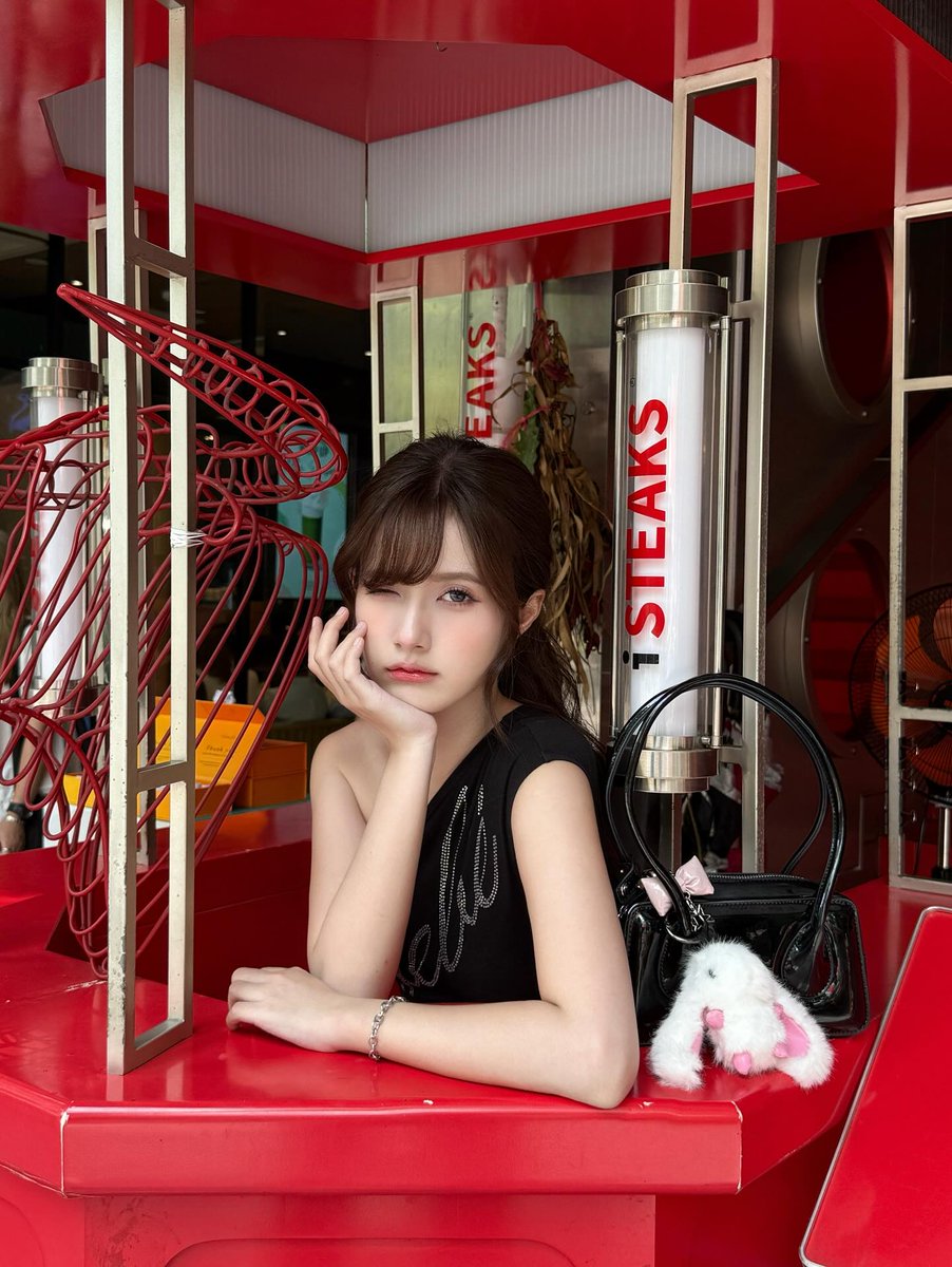 Nathan Chenlomi tweet media